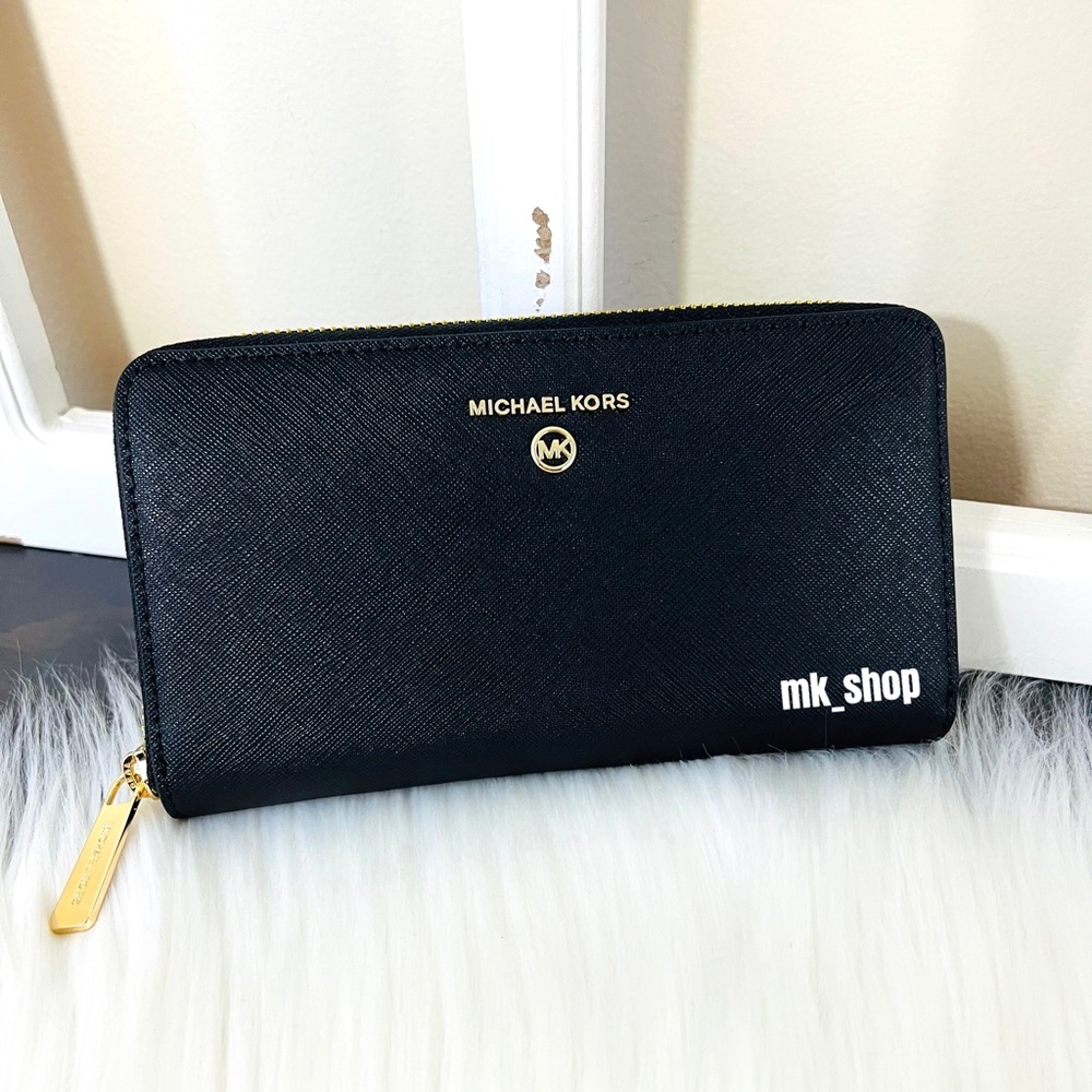 Michael Kors Jet Set Charm Medium Zip Around Wallet